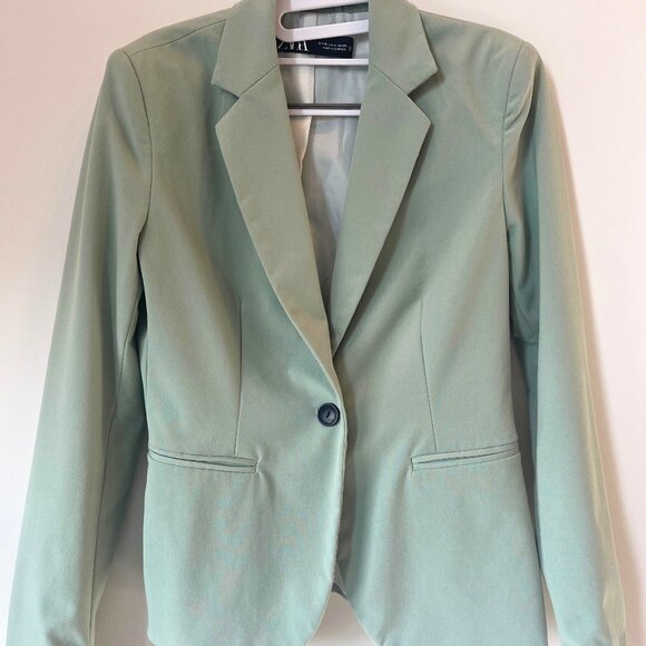 Light Green Blazer Size 4 (USA), 36 (EUR) - Picture 1 of 6